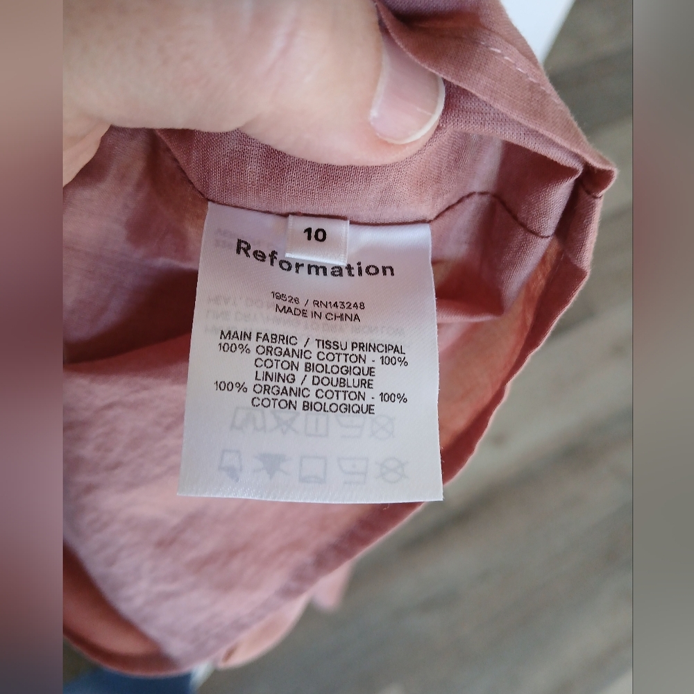 Reformation Dunes Praline Smocked Dress. Size 10 - Picture 10 of 10